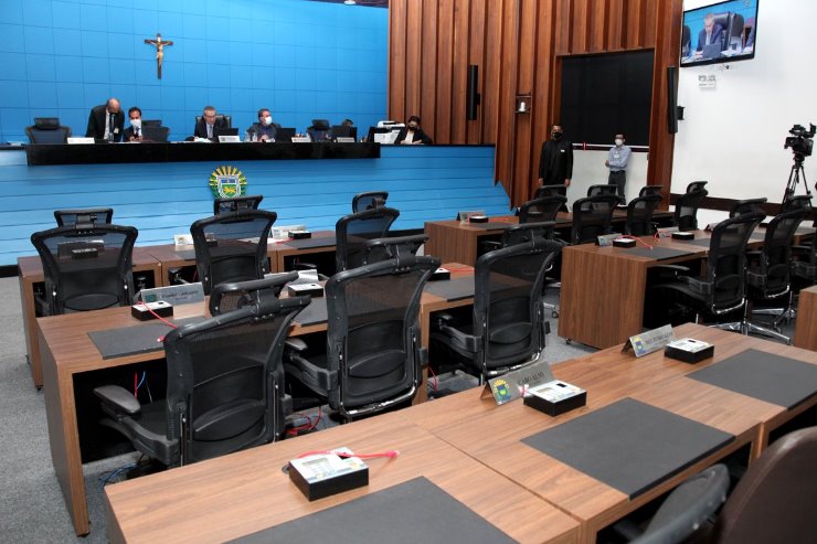 Imagem: Votação acontece de maneira remota a partir do Plenário Deputado Júlio Maia