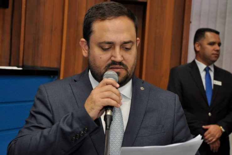 Imagem: Projeto de Marcio Fernandes incentiva a doação de animais domésticos no Estado