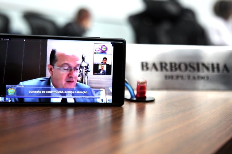 Imagem: Projeto do deputado Barbosinha, vice-presidente da CCJR, segue para votação em plenário 