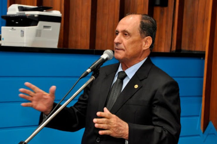 Imagem: Deputado Zé Teixeira durante atuação parlamentar. (Arquivo)