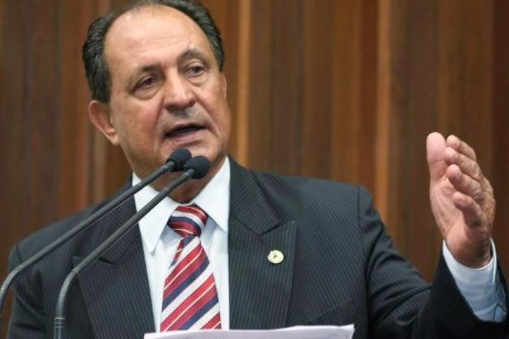 Imagem: Deputado Zé Teixeira durante atuação parlamentar. (Arquivo)