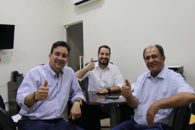 Imagem: Deputado Zé Teixeira durante atuação parlamentar. (Arquivo)