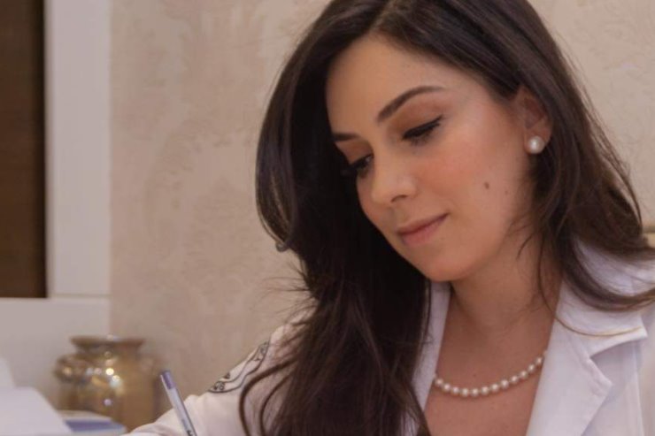 Imagem: Entrevistada dessa edição é a médica Carolina Albuquerque Arroyo