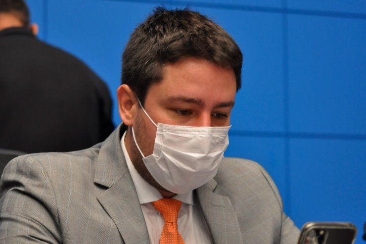 Imagem: Matéria apresentada pelo deputado João Henrique coíbe maus-tratos contra animais