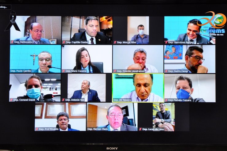 Imagem: Os projetos dos demais Poderes são encaminhados e lidos durante a sessão plenária