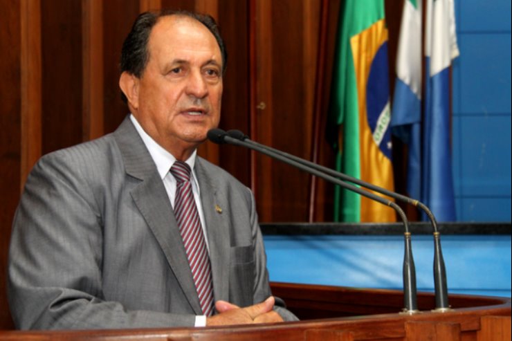 Imagem: Deputado Zé Teixeira durante atuação parlamentar. (Arquivo)