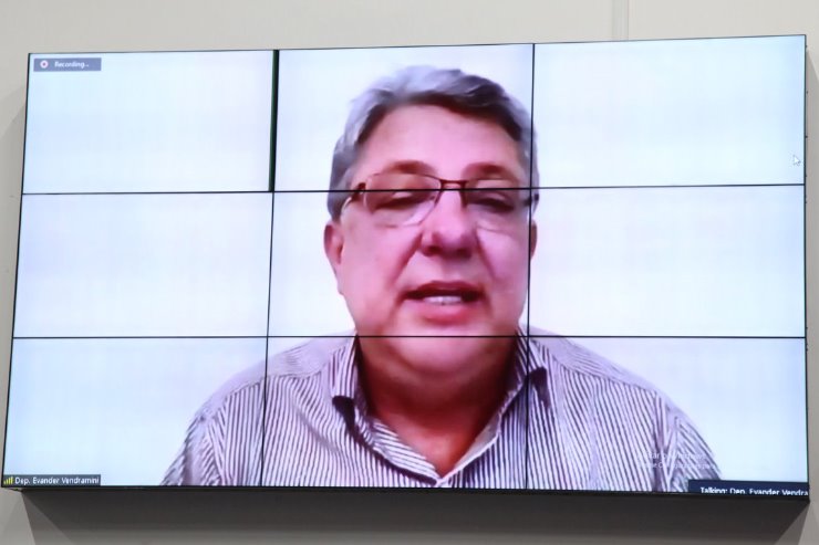 Imagem: Nova lei que homenageia Padre Pasquale Fiorin é de autoria de Evander Vendramini