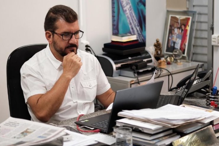 Imagem: O proponente da audiência pública é o deputado Pedro Kemp, presidente da Comissão de Educação