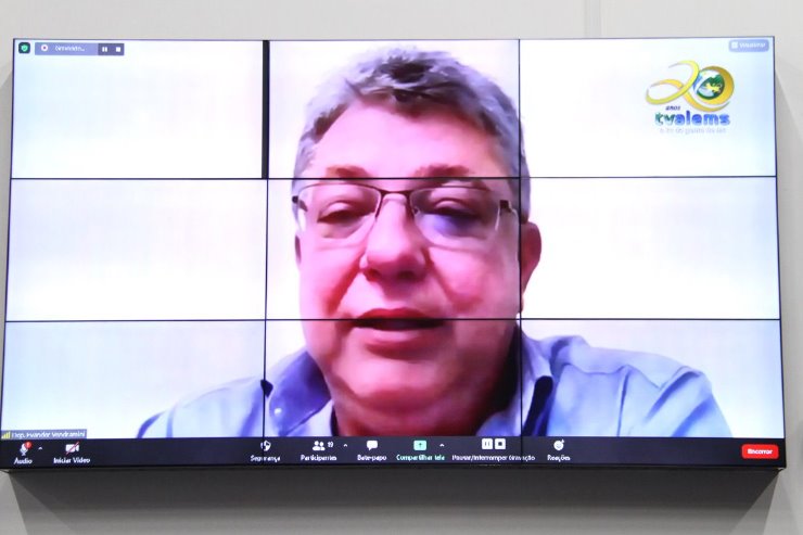 Imagem: Evander Vendramini é o autor da matéria que resgata o patriotismo estadual, com normas para a utilização da bandeira estadual 