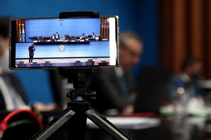 Imagem: Sessões virtuais e eventos podem ser acompanhados pelo Youtube ou Facebook da Casa de Leis