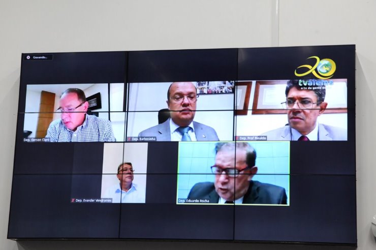 Imagem: Reuniões da CCJR podem ser acompanhadas pelo Youtube ou Facebook da Casa de Leis