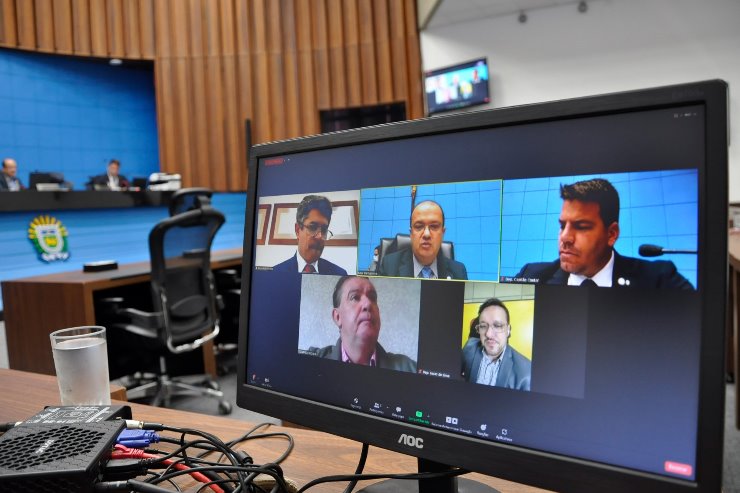 Imagem: A reunião da CCJR aconteceu de forma mista (presencial e remota), na manhã desta quarta-feira