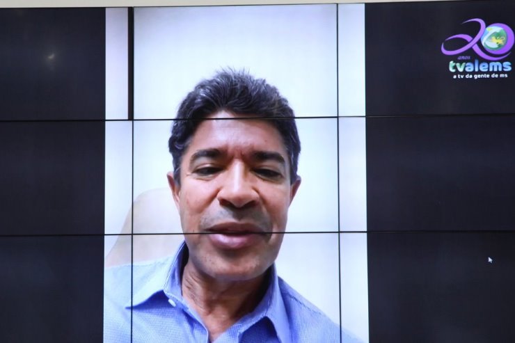 Imagem: Professor Rinaldo participou da entrega da reforma da Escola Lucia Martins Coelho