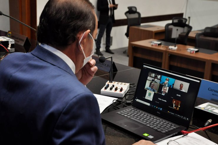 Imagem: CCJR é transmitida ao vivo pelo Youtube ou Facebook