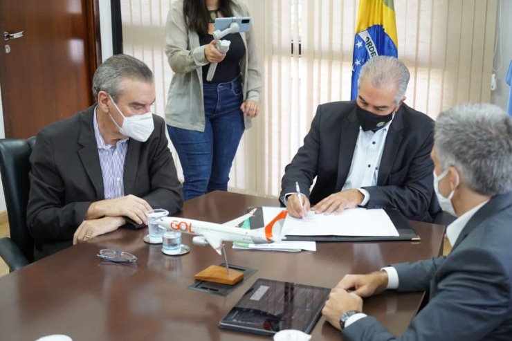 Imagem: Deputado Paulo Corrêa representou a ALEMS no evento realizado na Governadoria de MS