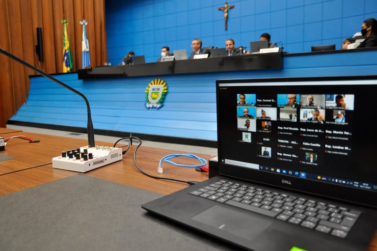 Imagem: Sessões são transmitidas ao vivo pelo YouTube Oficial da Casa de Leis, Facebook e Canal 9 da NET