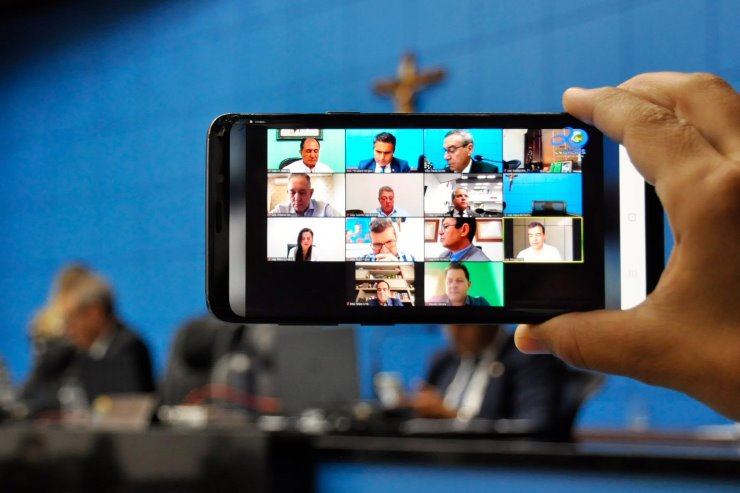Imagem: A sessão plenária é transmitida pelos canais oficiais de comunicação da Assembleia Legislativa de MS