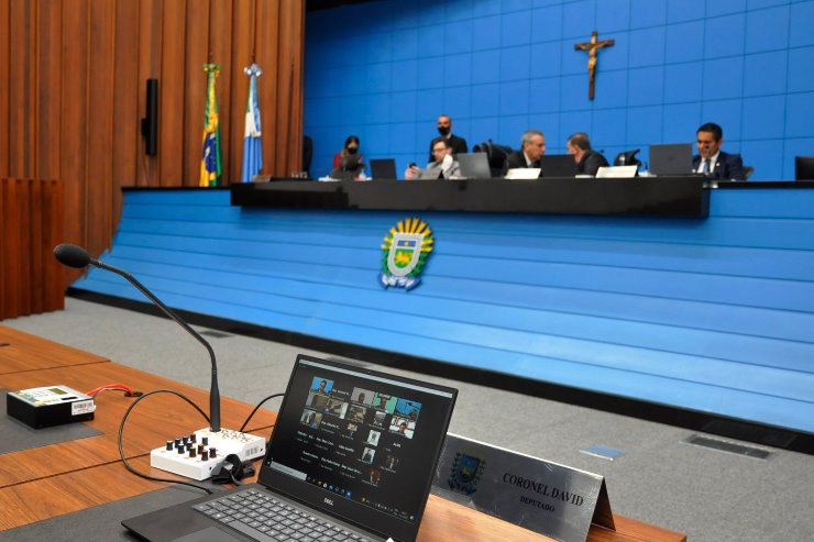 Imagem: Apreciação das propostas é transmitida ao vivo nos canais oficiais de comunicação da ALEMS