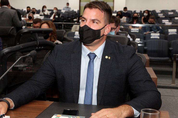 Imagem: Contar é autor da lei que institui no calendário oficial de eventos de MS a celebração da Festa de Nossa Senhora do Carmo 