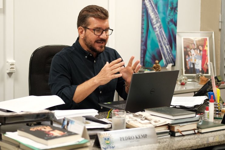 Imagem: Kemp: "Recebemos uma série de reclamações, então resolvemos levar ao conhecimento público e dos interessados"