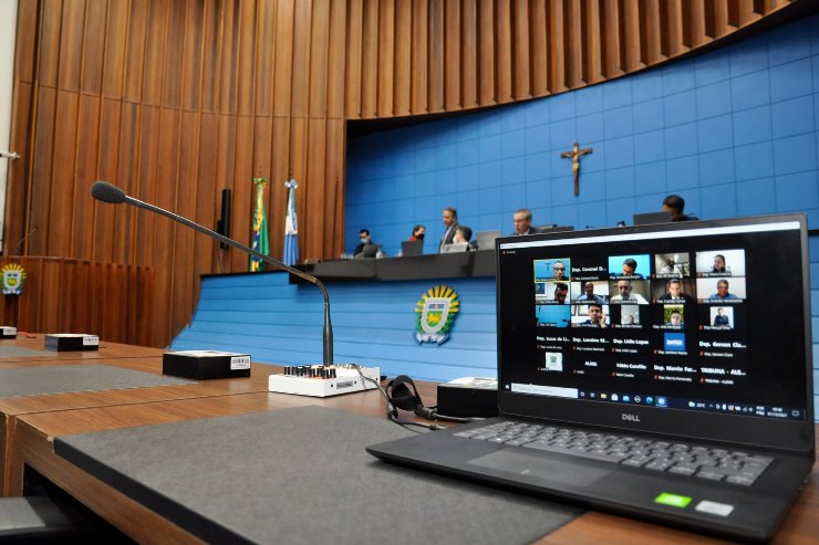 Imagem: Sessões são transmitidas ao vivo pelo YouTube Oficial da Casa de Leis, Facebook e Canal 9 da NET