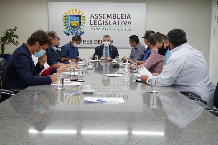 Imagem: Reunião com representantes do segmento evangélico para discutir critérios de seleção de bolsistas para o Programa Cidadania Viva