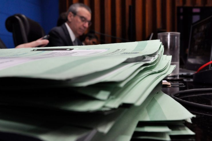 Imagem: Foram votados três em redação final, nove em discussão única e oito em segunda votação