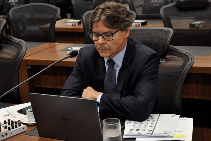 Imagem: Paulo Duarte fez indicação ao Governo do Estado para pedir que as vacinas excedentes fossem destinadas à Bolívia