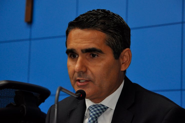 Imagem: Herculano ainda apresentou Moção de Congratulação ao procurador Jeferson Pereira 