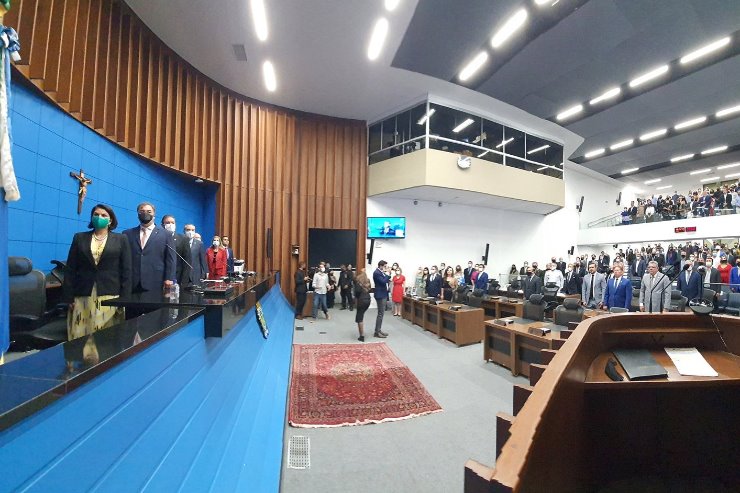 Imagem: Pessoas que trabalham por MS foram homenageadas com o Título de Cidadão Sul-mato-grossense