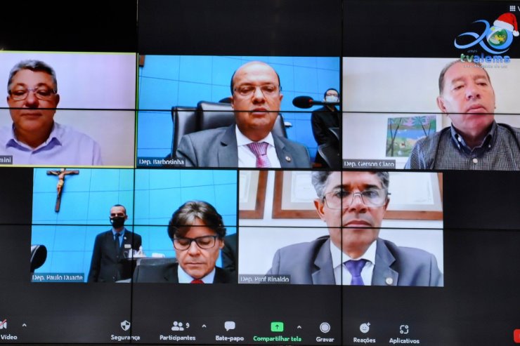 Imagem: Membros da CCJR realizam sua última reunião ordinária de 2021