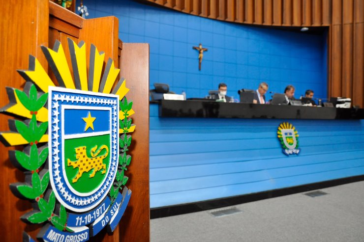 Imagem: Sessão plenária da ALEMS, momento em que os deputados discutem e votam as proposições