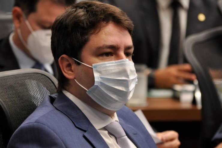 Imagem: O deputado João Henrique apresentou matéria que versa sobre a proteção e defesa da saúde