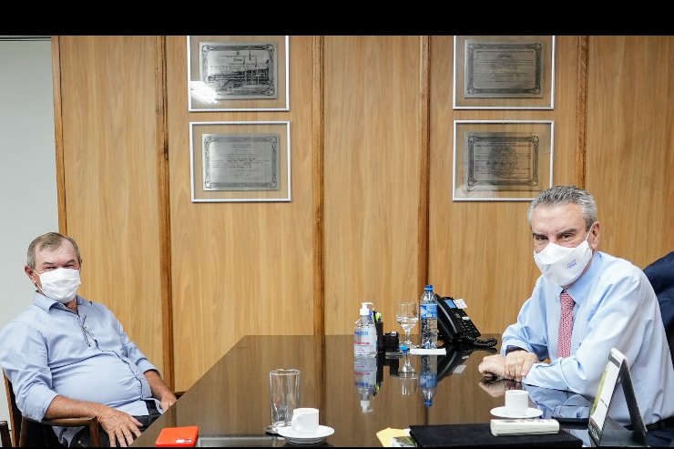 Imagem: O pedido partiu do prefeito Rudi Paetzold (MDB), que esteve no gabinete do parlamentar