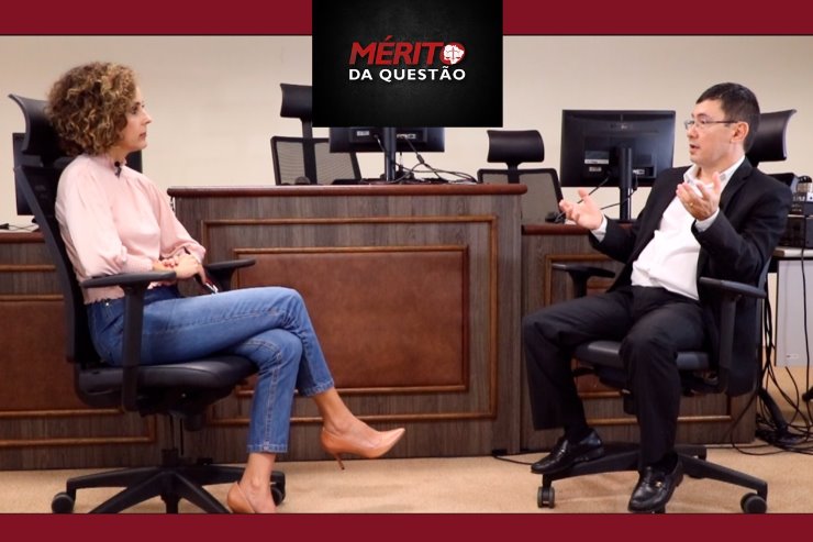 Imagem: Entrevistado é o juiz diretor da Central de Processamento Eletrônico, Vitor Luis de Oliveira Guibo