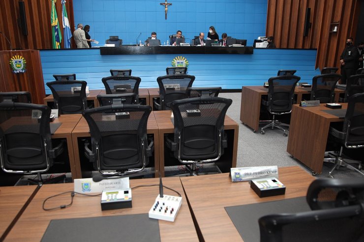 Imagem: Plenário da ALEMS, onde são realizadas as sessões ordinárias, de forma mista, com participação presencial ou remota dos deputados