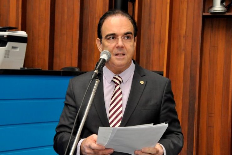 Imagem: O deputado Felipe Orro apresentou três matérias que beneficiam as mulheres