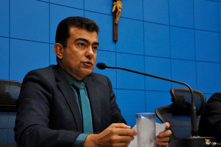 Imagem: Marçal Filho propôs uma homenagem a Adelino Valensoela Gomes