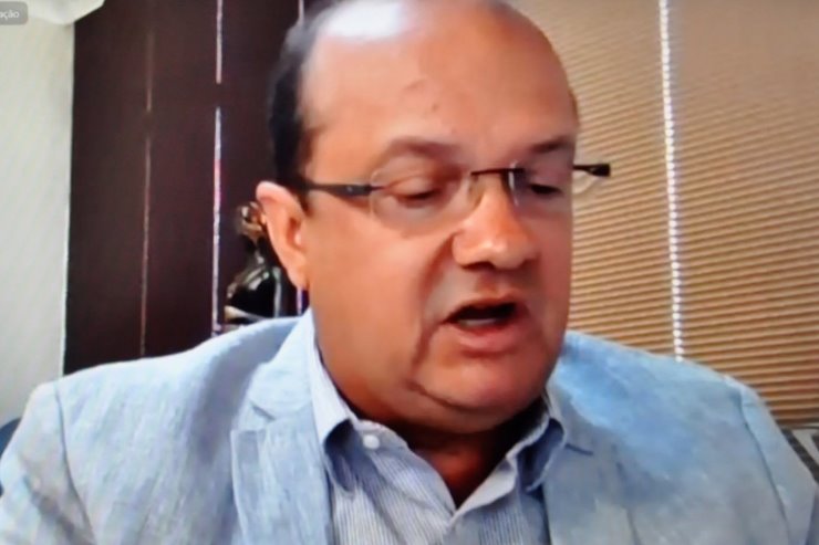 Imagem: O deputado requerimento solicitando informações sobre projetos de engenharia do túnel que divide dois bairros em Dourados