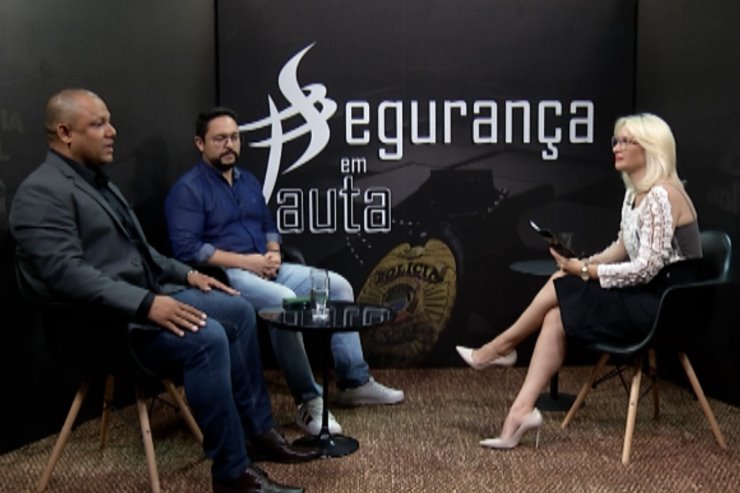 Imagem: O capelão André Rodrigues e o assistente social Mark Valentin são os entrevistados do programa desta semana