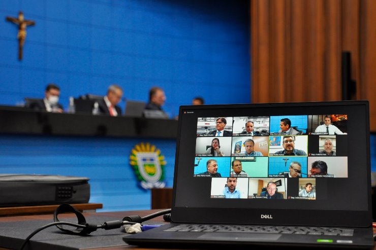 Imagem: Sessões são transmitidas ao vivo pelo YouTube Oficial da Casa de Leis, Facebook e Canal 9 da NET