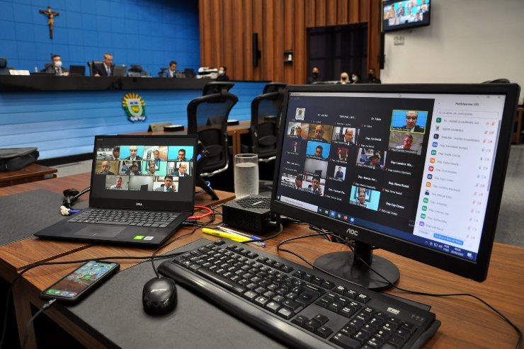 Imagem: A sessão ordinária tem início a partir das 9h e é transmitida ao vivo