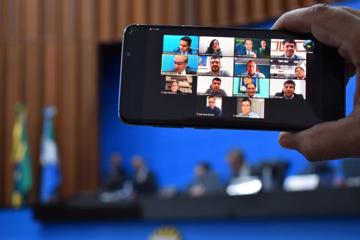 Imagem: Sessões são transmitidas ao vivo pelo YouTube Oficial da Casa de Leis, Facebook e Canal 9 da NET