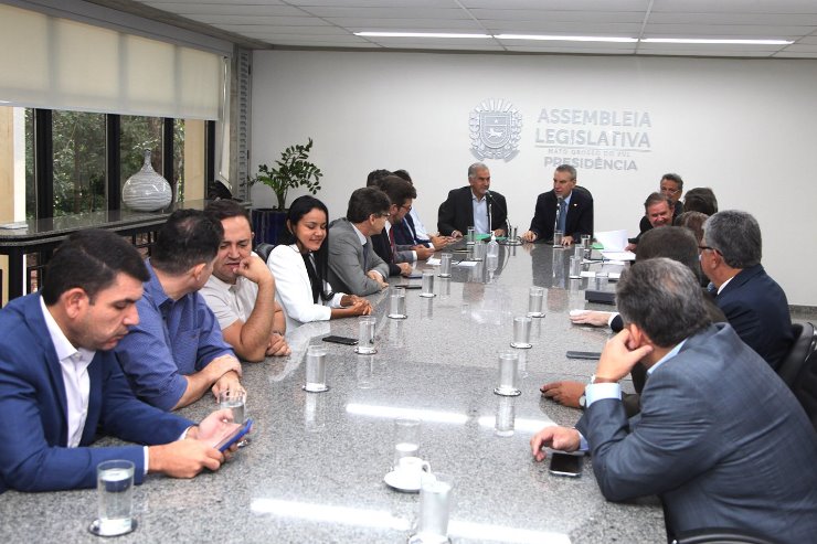 Imagem: Ao todo, cada parlamentar destina R$ 1,5 milhão do orçamento estadual, um total de R$ 36 milhões 