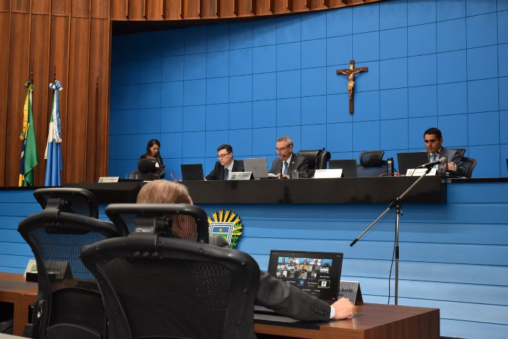 Imagem: Deputados apreciaram e aprovaram três matérias durante a sessão plenária desta quarta-feira