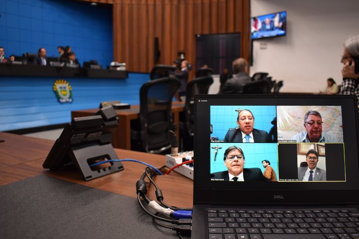 Imagem: CCJR é transmitida ao vivo pelo YouTube e Facebook oficiais da Casa de Leis