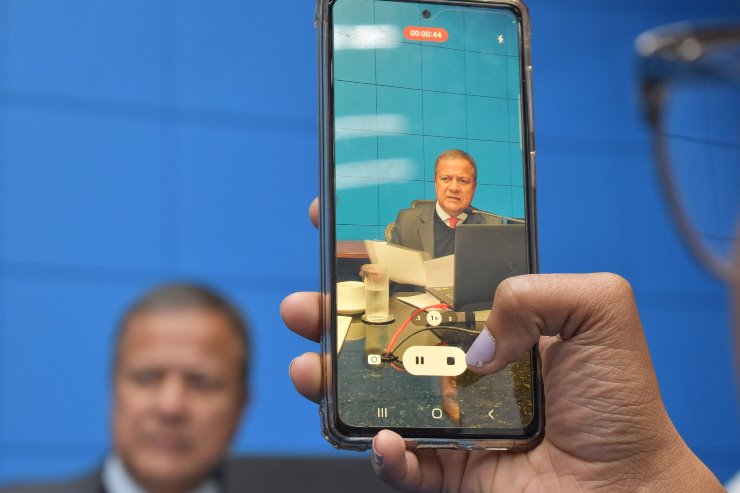 Imagem: Deputado falou sobre o INSS e também apresentou projeto de lei