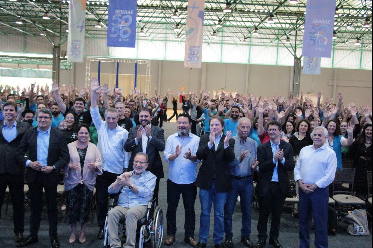 Imagem: Lançamento do programa “Rede de Agentes do Sebrae”, um dos eventos em que o presidente Paulo Corrêa representou a ALEMS 