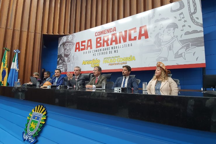 Imagem: A solenidade realizada no Plenário da Assembleia Legislativa homenageou nordestinos e seus descendentes 