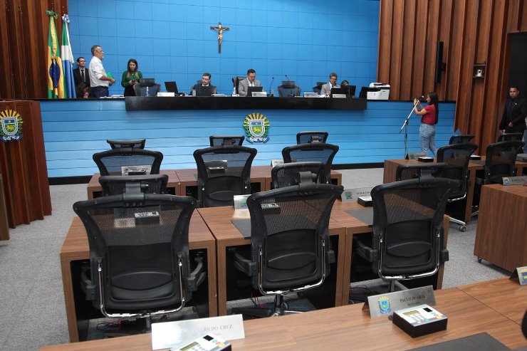 Imagem: A sessão ordinária tem início a partir das 9h e é transmitida ao vivo